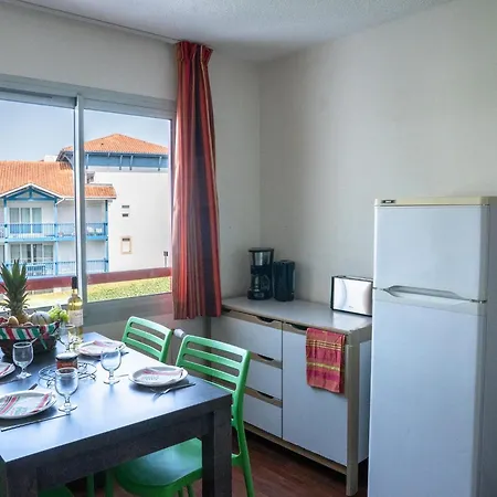 In Urrugne With Ocean Views Appartamento *
