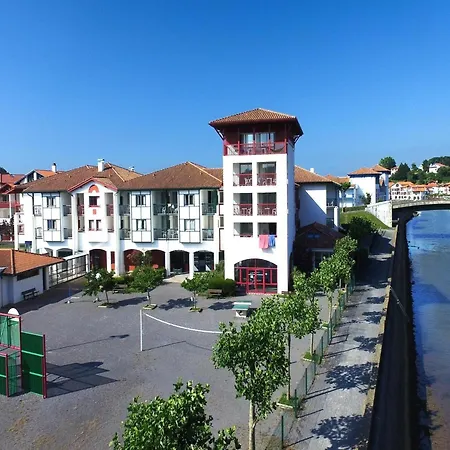 In Urrugne With Ocean Views * Forte di Socoa